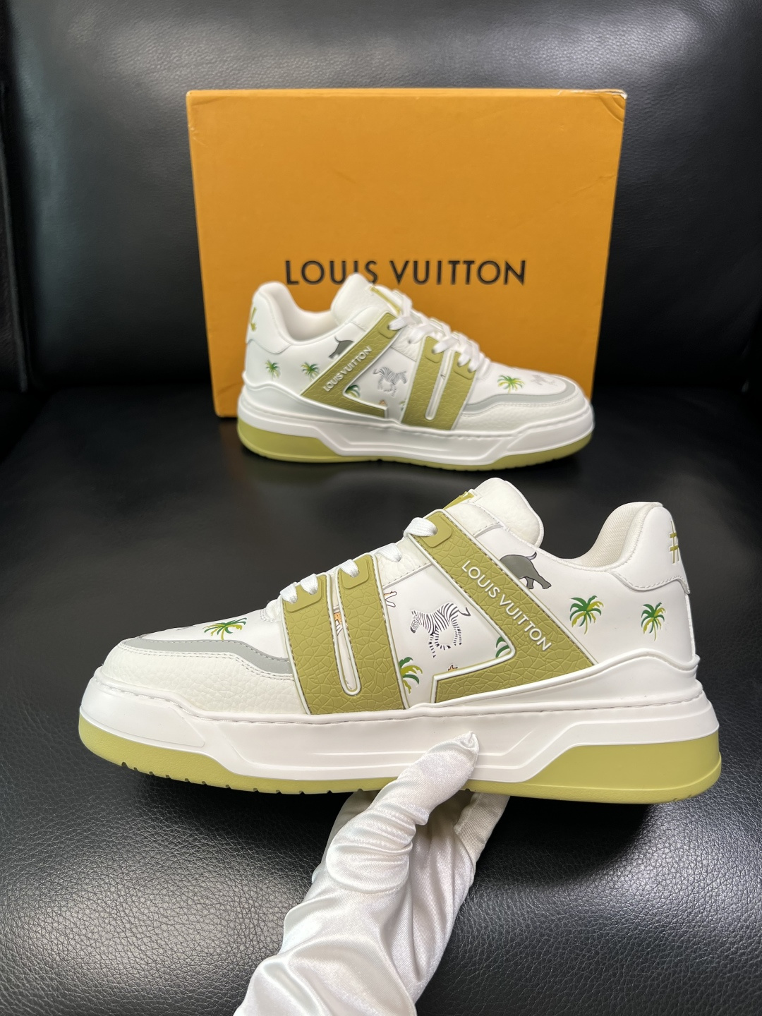 LV